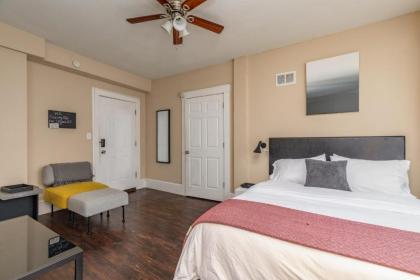 Simple CWE Studio near BJC by Zencity