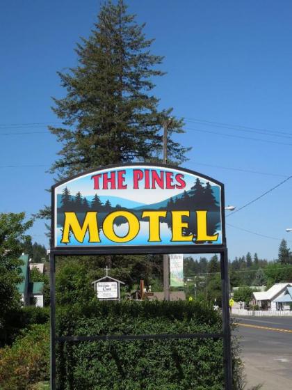 the Pines motel