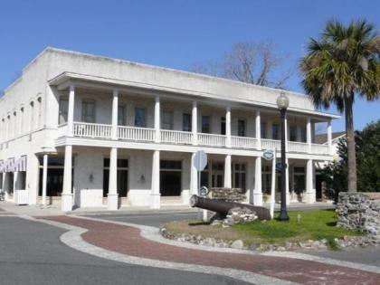Riverview Hotel Saint marys Georgia