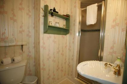 Parsonage Inn Bed and Breakfast - image 15