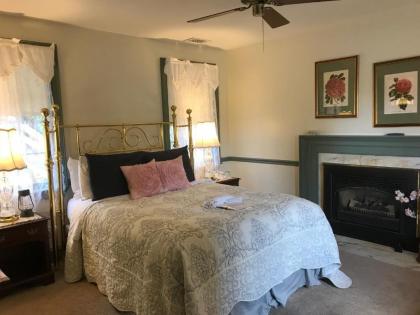 Parsonage Inn Bed and Breakfast - image 3