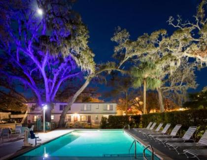 Queens Court Inn