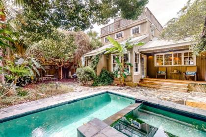 Secret Garden Oasis - image 5