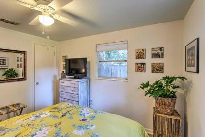 Cozy St Simons Island Getaway by Shops Beach - image 18