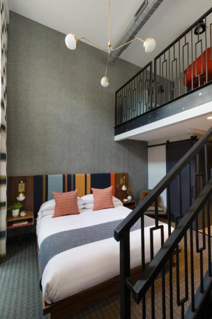 The Hotel Salem - image 9