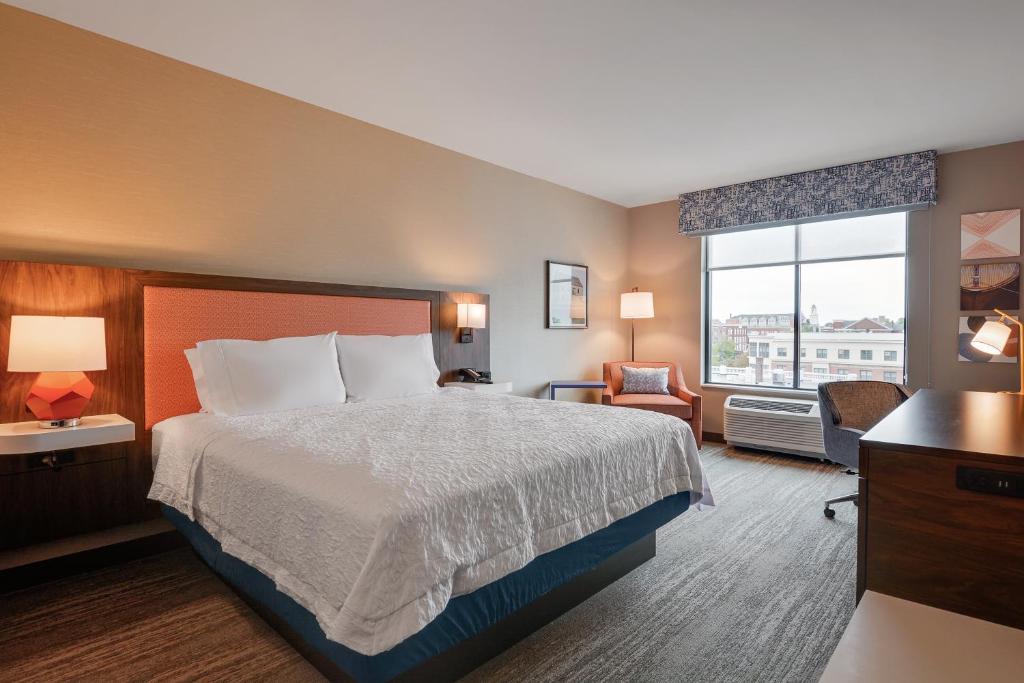 Hampton Inn Salem Ma - image 4