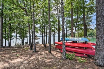 Lake Keowee Condo with Views and Pools and Marina! - image 8