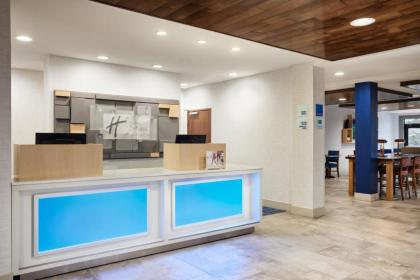 Holiday Inn Express Hotel & Suites Salem an IHG Hotel - image 10