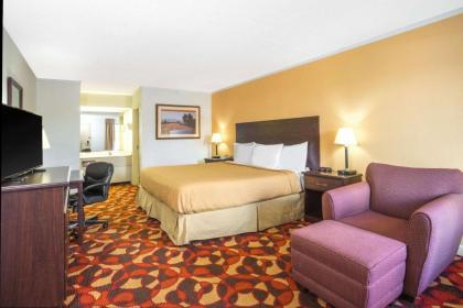 Days Inn by Wyndham Salem - image 10