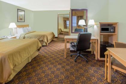 Days Inn by Wyndham Black Bear - image 2