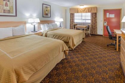 Days Inn by Wyndham Black Bear - image 4
