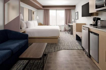 Best Western Premier Keizer Salem Hotel - image 13