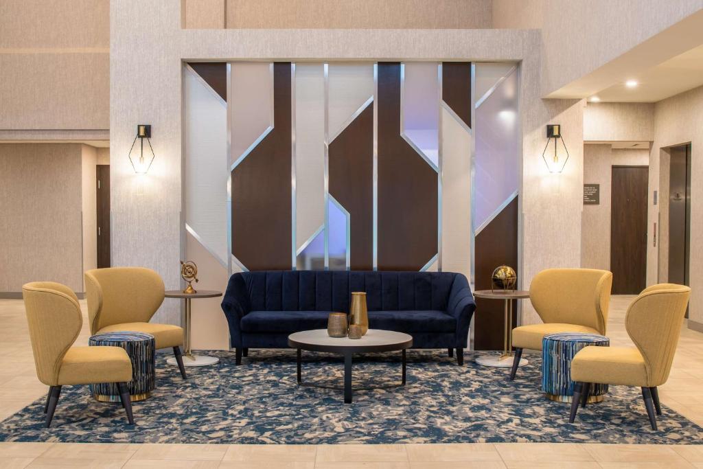 Best Western Premier Keizer Salem Hotel - image 4