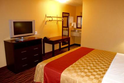 Holiday Lodge - image 3