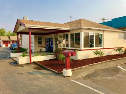 Travelers Inn Motel - image 14