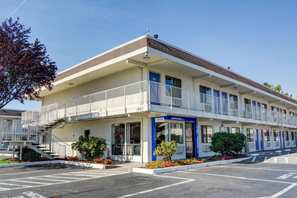 Motel 6-Salem OR - main image