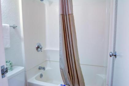 Motel 6-Salem OR - image 8