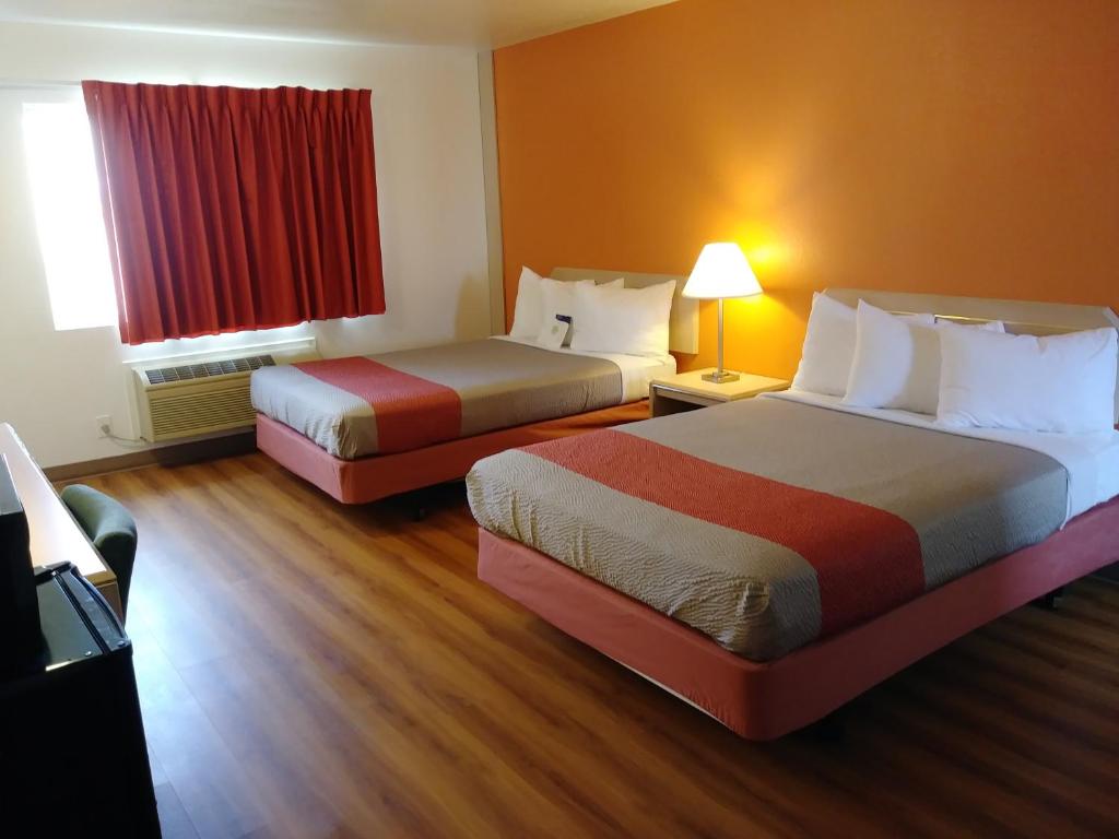 Motel 6-Salem OR - Expo Center - image 3