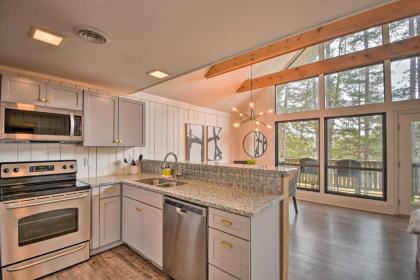 Designer Retreat with Pool Golf and Beach Access - image 3