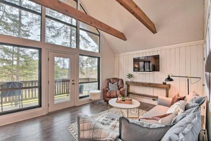 Designer Retreat with Pool Golf and Beach Access - image 8