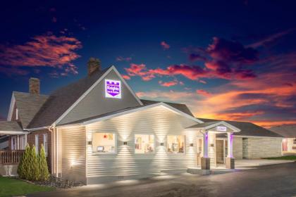 Knights Inn  Suites Salem Indiana