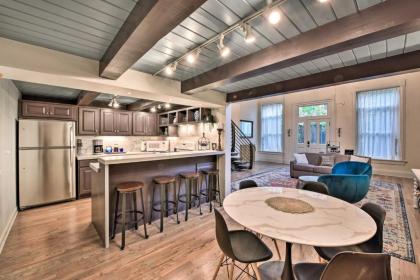 Historic Palace Loft with Reserved Parking Space! - image 15