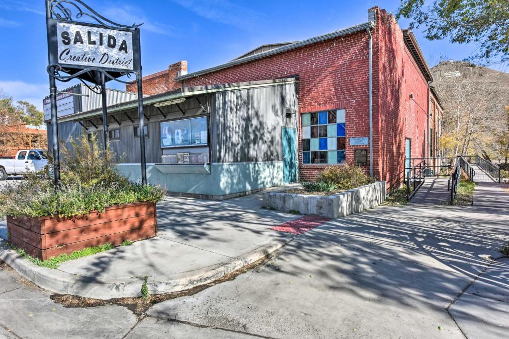 Historic Palace Loft with Reserved Parking Space! - image 2