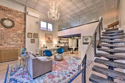 Historic Palace Loft with Reserved Parking Space! - image 9