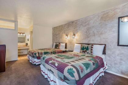 Travelodge by Wyndham Salina - image 13