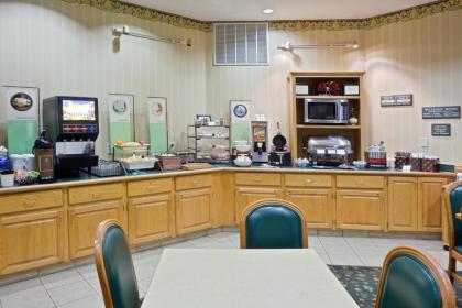 Country Inn & Suites by Radisson Salina KS - image 8