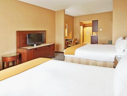 Holiday Inn Express & Suites Salinas an IHG Hotel - image 14