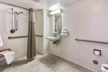 Motel 6-Salinas CA - North Monterey Area - image 7