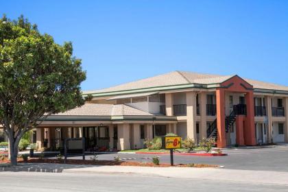 Super 8 by Wyndham Salinas Salinas California