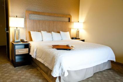 Hampton Inn & Suites Salinas - image 2