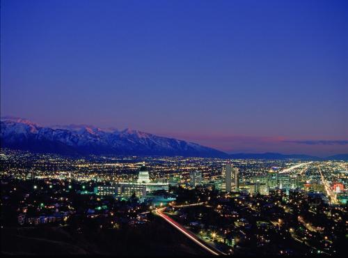 Holiday Inn Express Salt Lake City Downtown an IHG Hotel - image 4