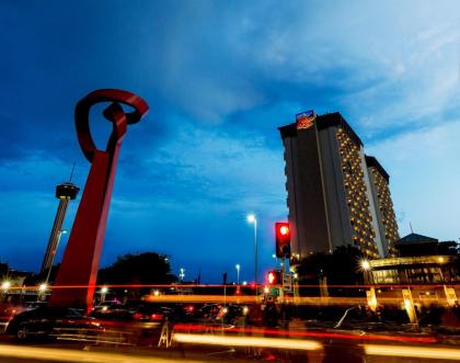 Hilton Palacio del Rio - image 2