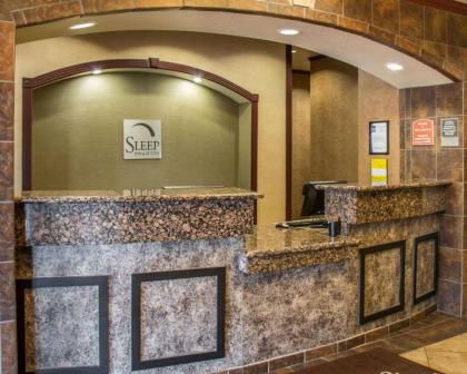 Sleep Inn and Suites at Six Flags - image 3