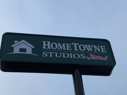 Hometowne Studios by Red Roof San Antonio E   near Att Center