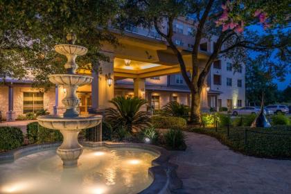 Hilton San Antonio Hill Country - image 4