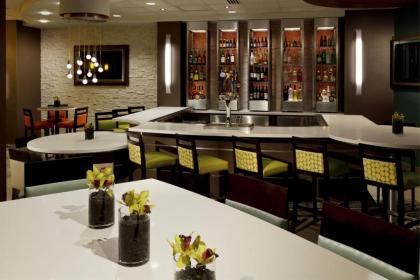 Holiday Inn San Antonio-Riverwalk an IHG Hotel - image 5
