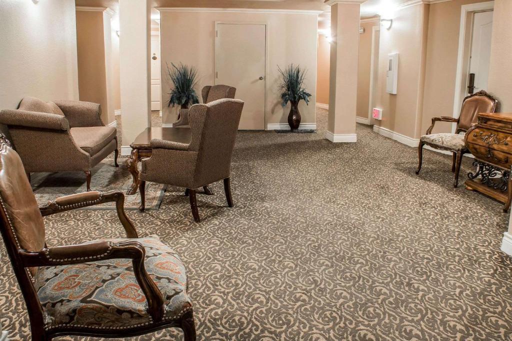 O'Brien Riverwalk Boutique Hotel - image 3