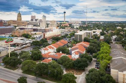 Courtyard by marriott San Antonio Downtown