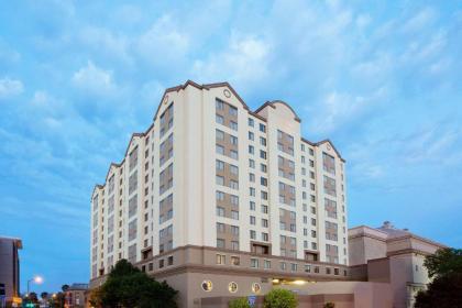 Sonesta ES Suites San Antonio Downtown Alamo Plaza - image 1