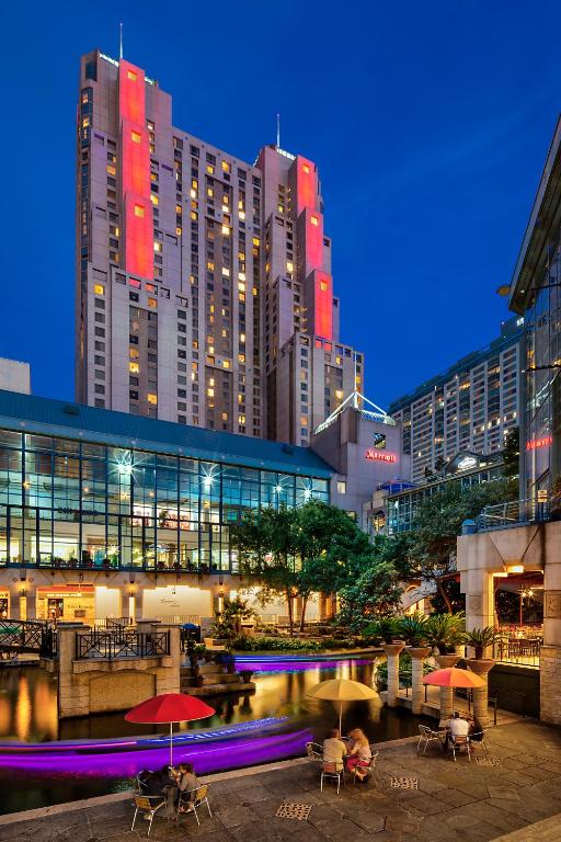 San Antonio Marriott Rivercenter - image 5