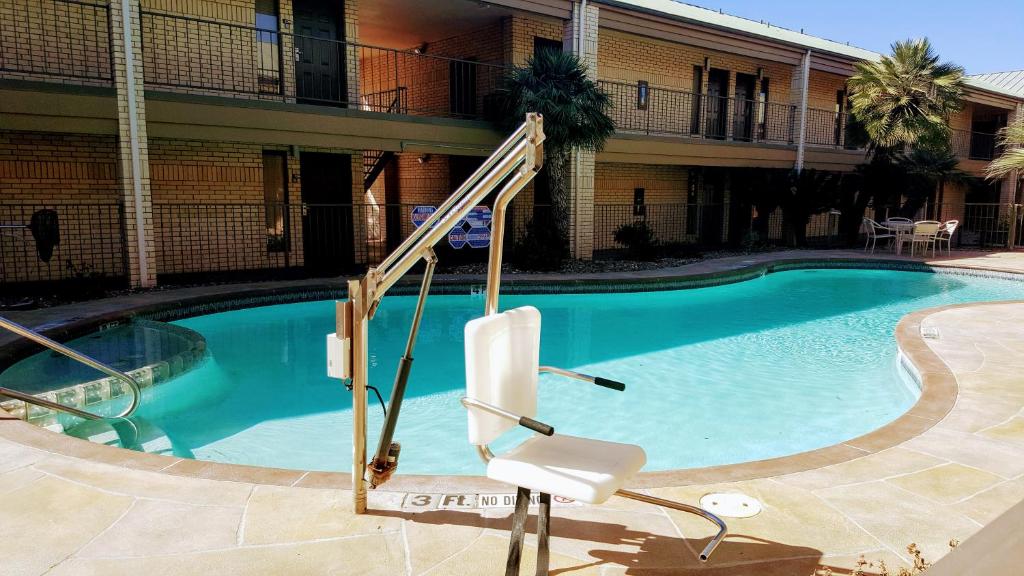 Best Western Ingram Park Inn - image 5