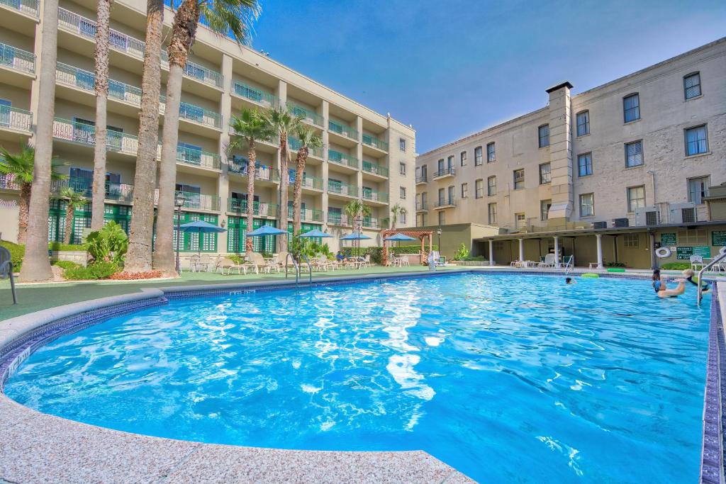 Menger Hotel - main image