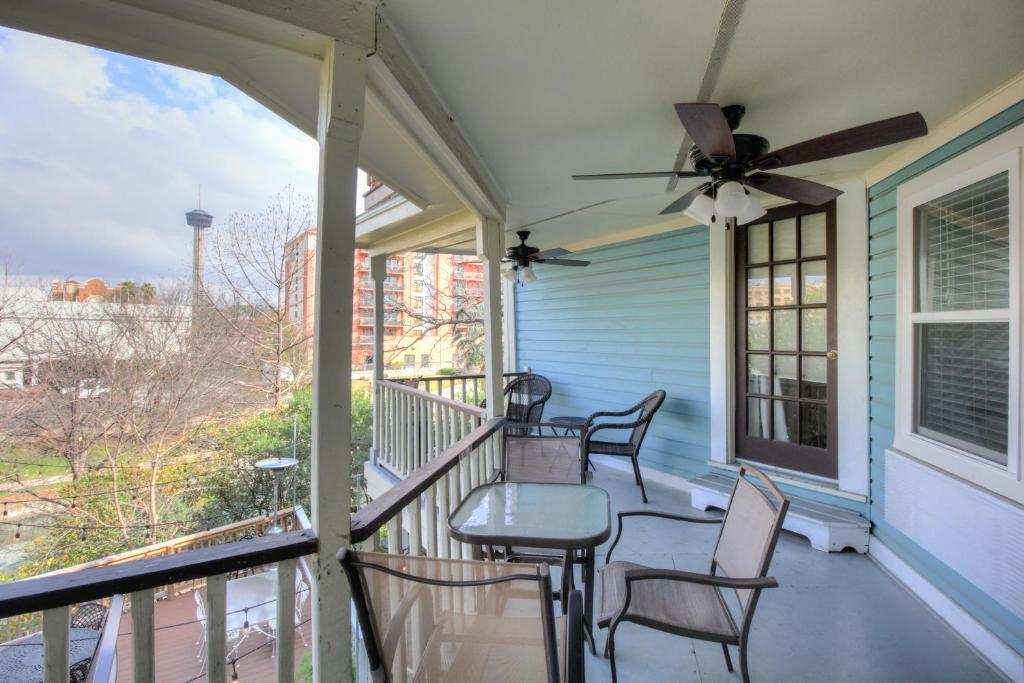 Inn on the Riverwalk - image 3