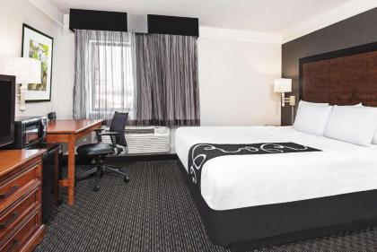 La Quinta by Wyndham San Antonio Riverwalk - image 3