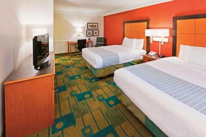 La Quinta Inn by Wyndham San Antonio Vance Jackson - image 3