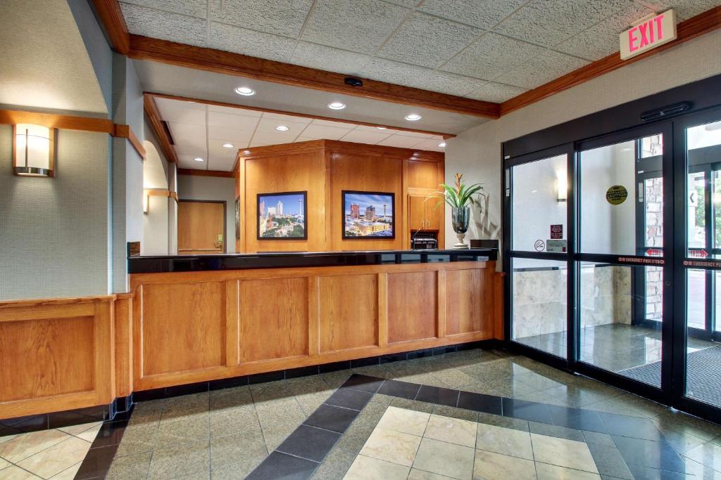 Drury Inn & Suites San Antonio Northwest Medical Center - image 2
